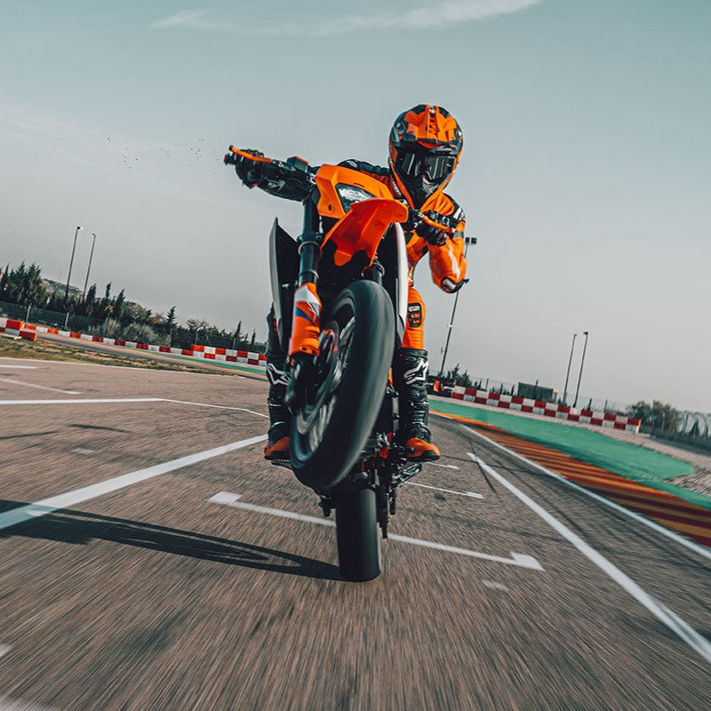2026 KTM 390 SMC R