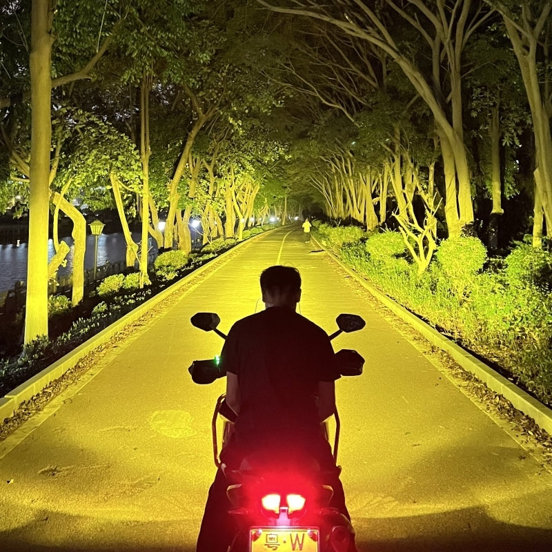 FUTURE EYES GALAXY Z4 FLOOD SPOT